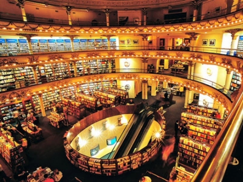 ATENEO GRAND SPLENDID BOOKSTORE