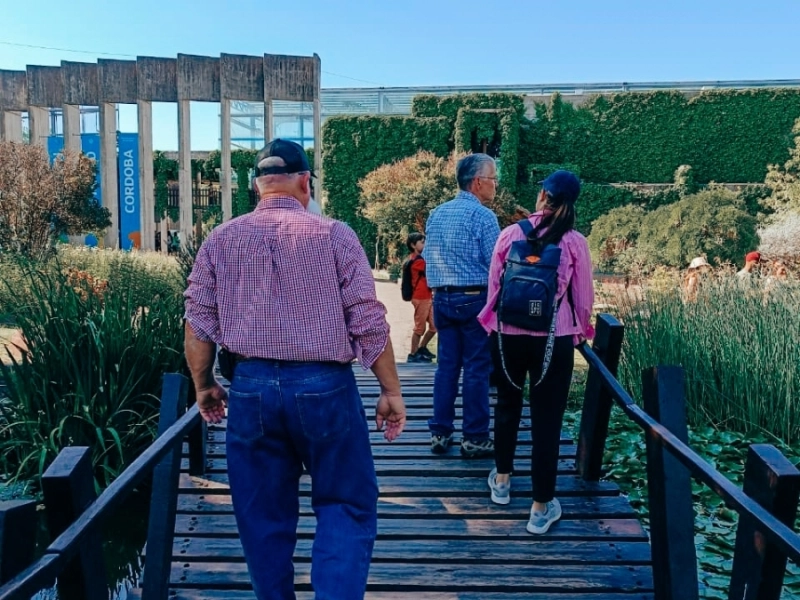 A Stroll Through The Garden: Botanical Tour